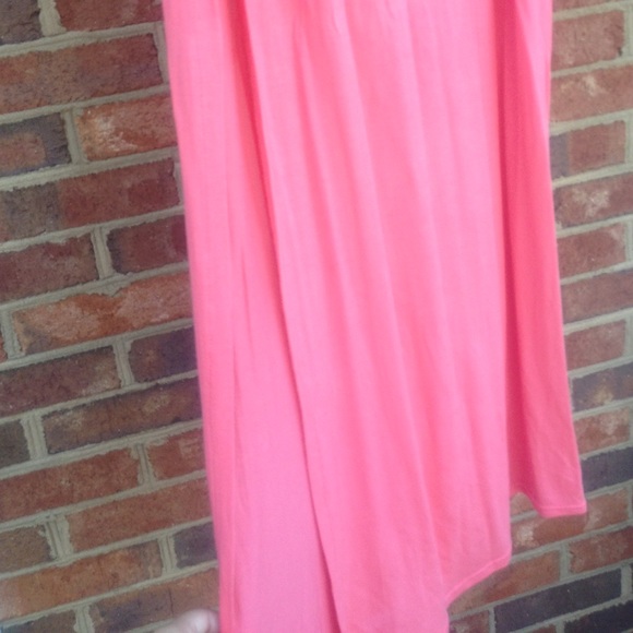 Coral Pink Skirt w/ a Slit - Picture 2 of 4