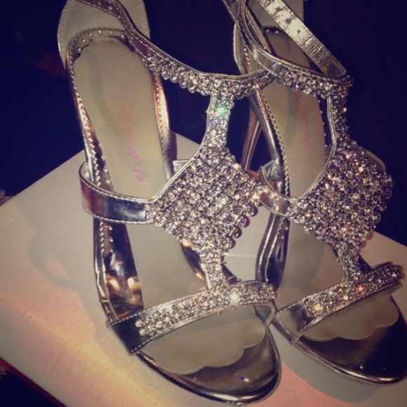 Diamond heels