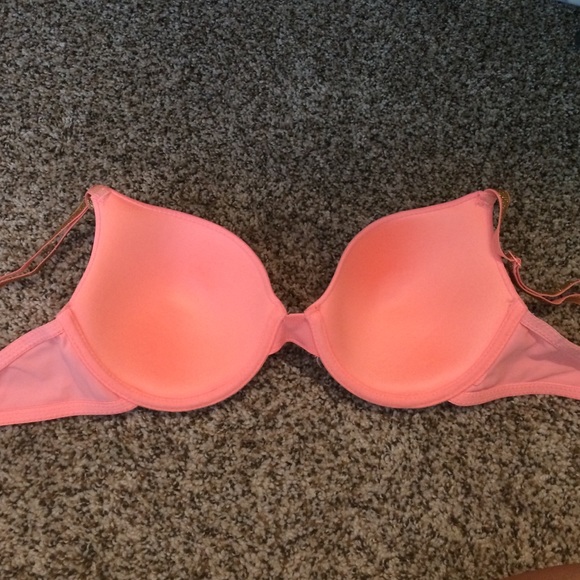 bra - Picture 2 of 4