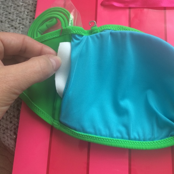 Victoria's Secret bikini top M - Picture 4 of 4