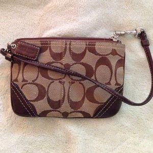 Coach wristlet RESERVED