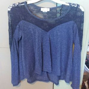 Loose lace long sleeve top