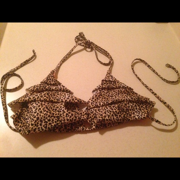 Leopard bikini top - Picture 1 of 2