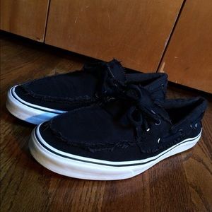 Low top vans sneakers