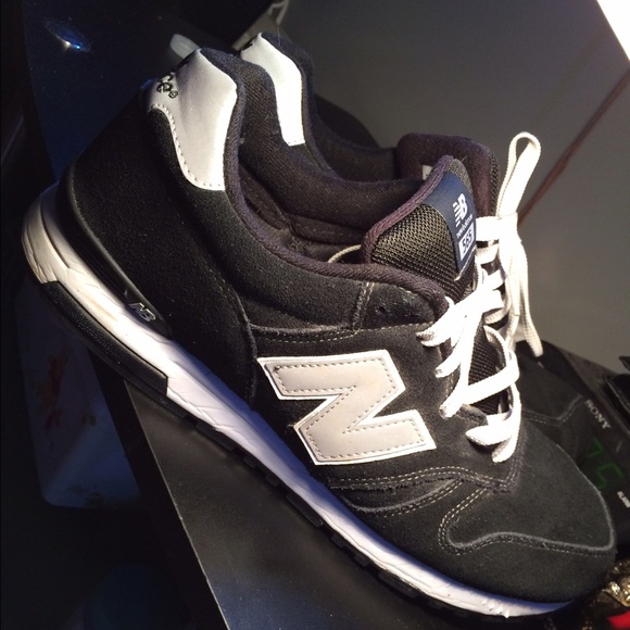 New Balance 565