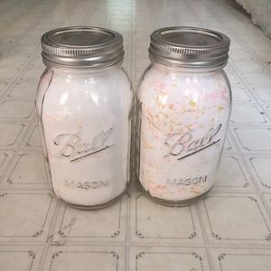 2 Homemade Powder Laundry Detergent