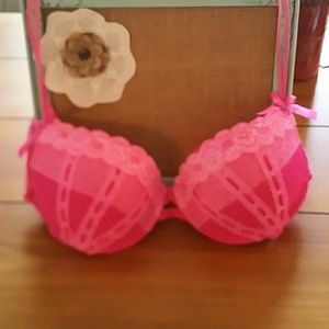 TWO BRAS 1 LOW PRICE Pink