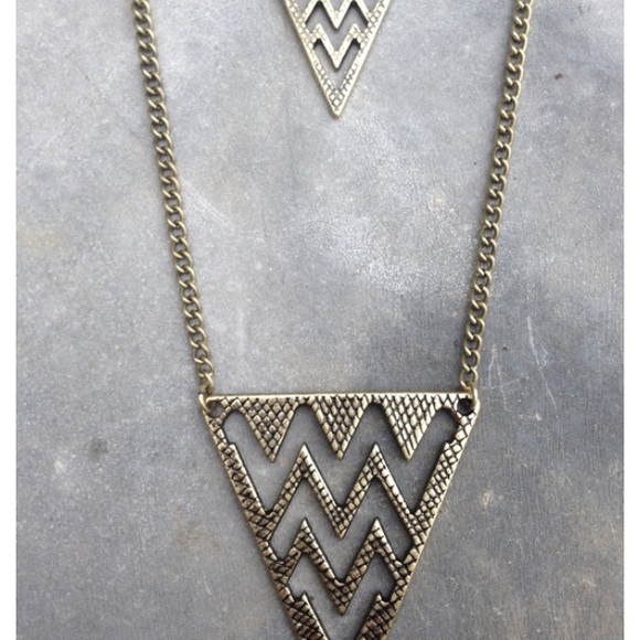 Triangle High/Low Necklace - Picture 2 of 2