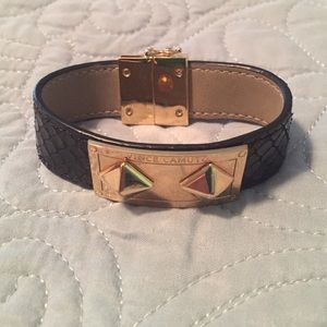 Vince Camuto black snake skin stud bracelet