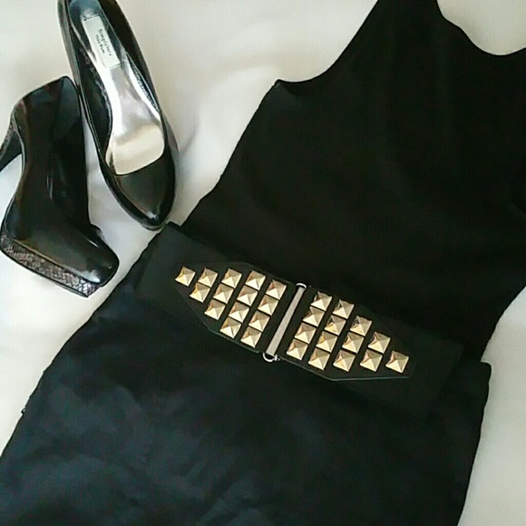 Studded black stretch belt