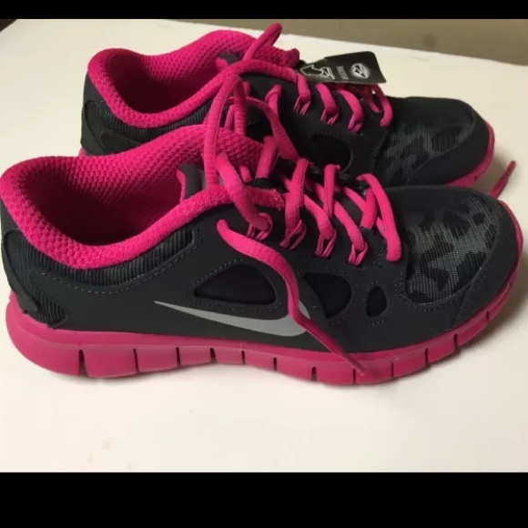 Nike gym shoes