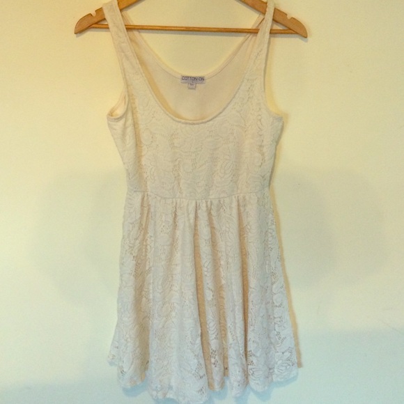Lace dress