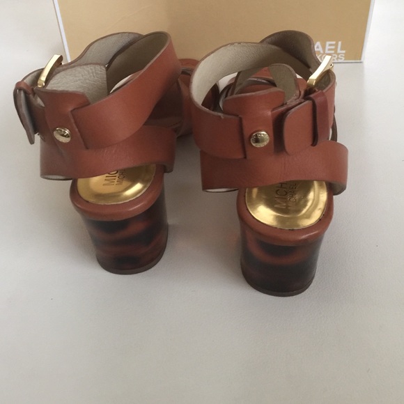 Michael Kors leather sandals - Picture 3 of 4
