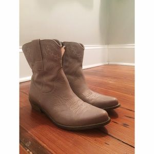 Gray Short Leather Western Boots