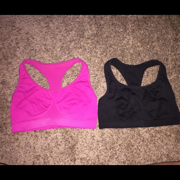 2 Victoria's secret sports bras - Picture 1 of 4