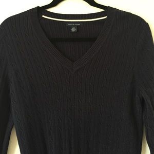 Classic v-neck sweater