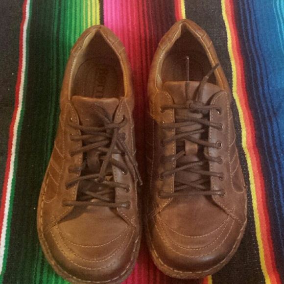 Women's shoes