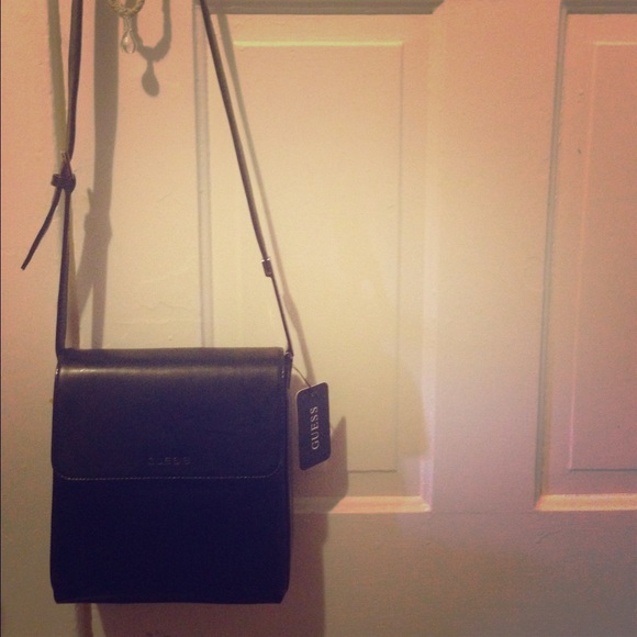 Guess purse