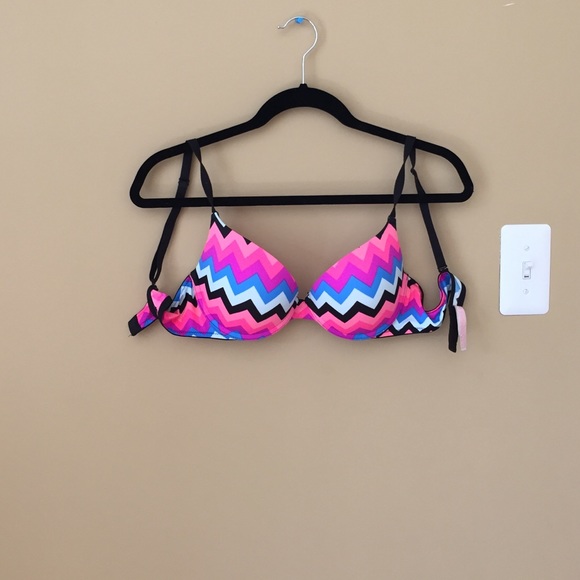Chevron vs PINK push up bra