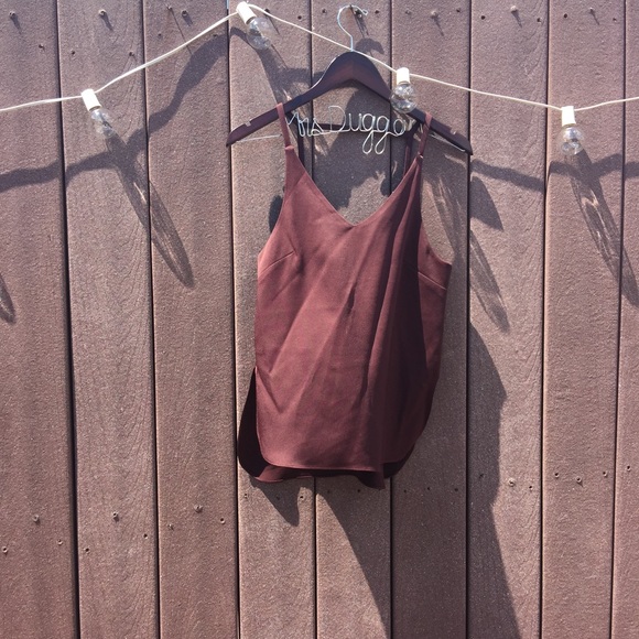 Maroon tank