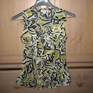 Barely worn banana republic tank top!