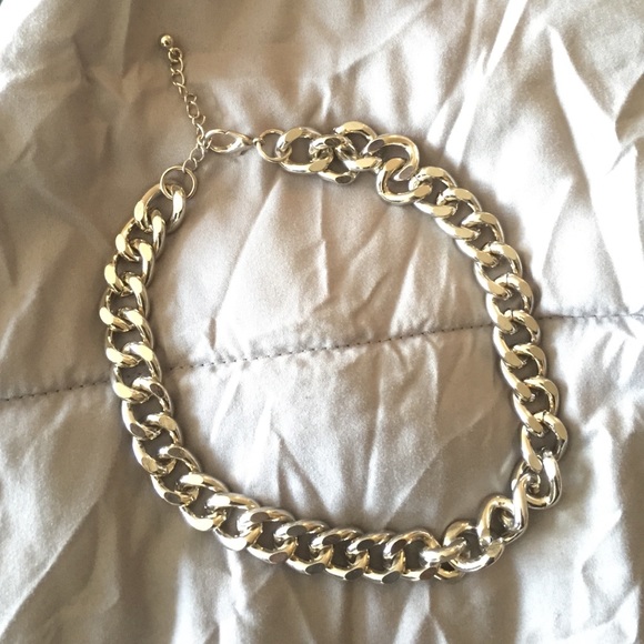 Silver link necklace
