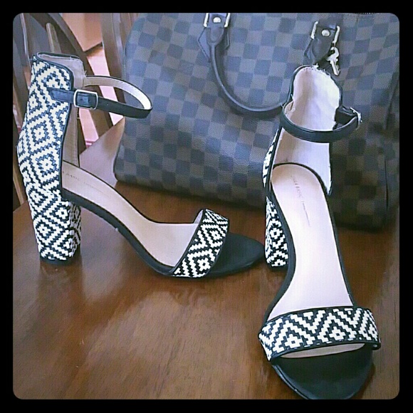 Zara  black and white sandals