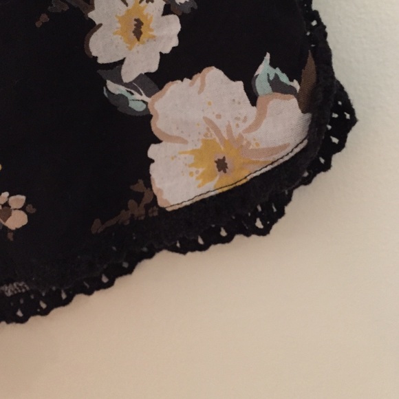 Black Floral Storts - Picture 2 of 3