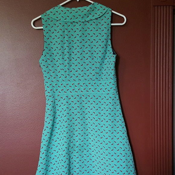 Vintage Collared Dress - Picture 2 of 2