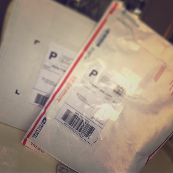 Shipping 💖💖💖💖💖💖💖 - Picture 1 of 1