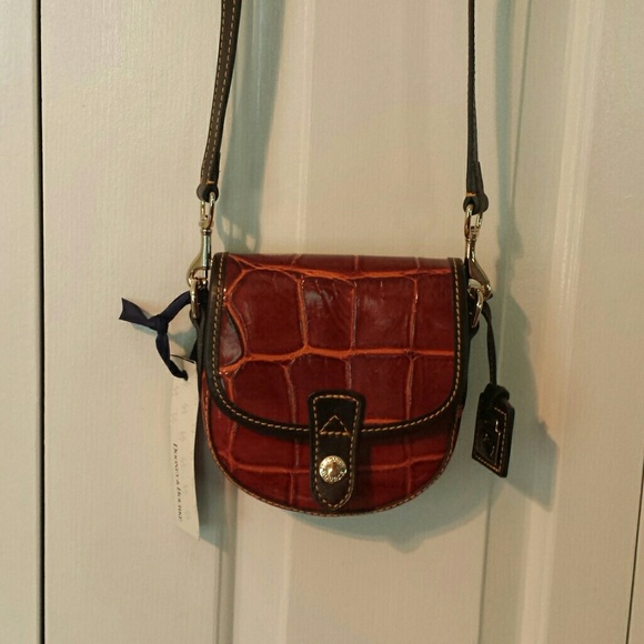 Purse (Dooney  & Bourke)
