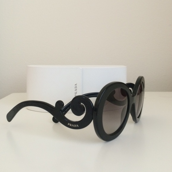 Prada Accessories - 🎀Authentic Prada Sunglasses