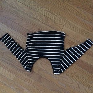 Quarter sleeve crop top