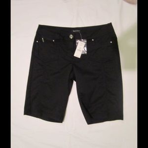 White House Black Market NWT Size 00 Shorts