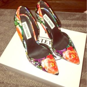 Steve Madden Vincible Floral Multi Heels