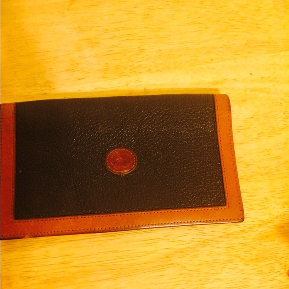 DB checkbook cover Black and Tan