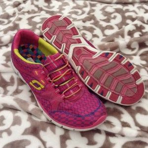 Great walking sneakers