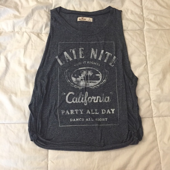 Hollister Top - Picture 1 of 3