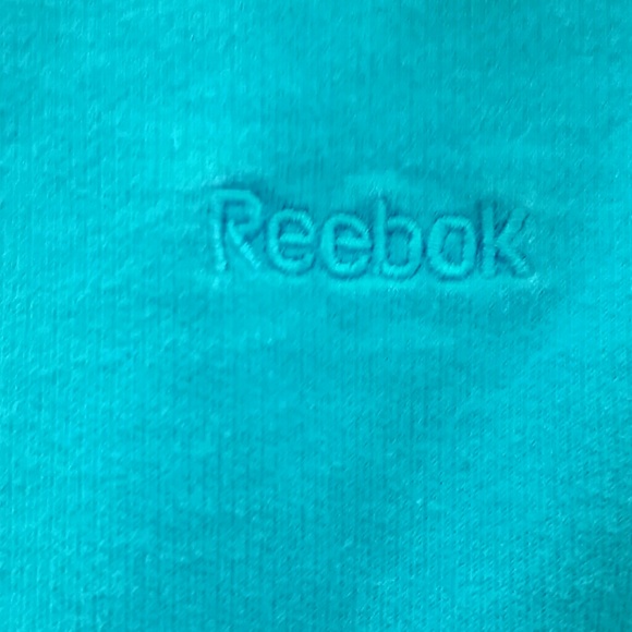 Light weight Reebok jacket - Picture 2 of 3