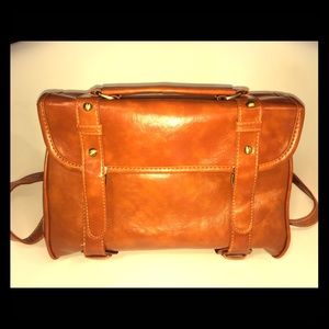 Tan Leather Messenger Tote/Bag/Purse/Traveler