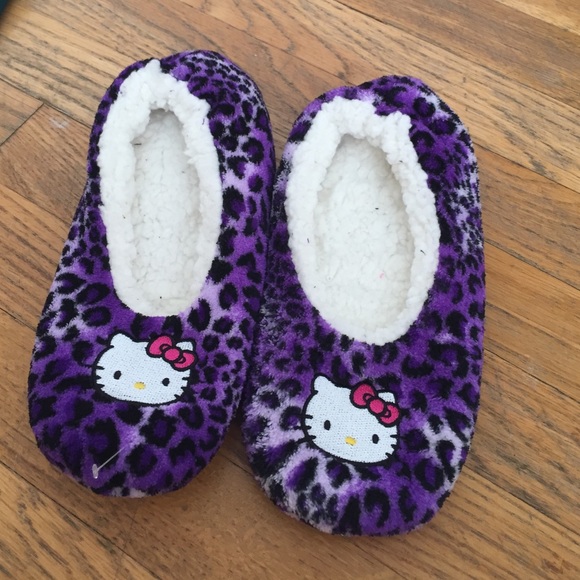 Hello kitty slippers