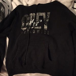 Obey sweater