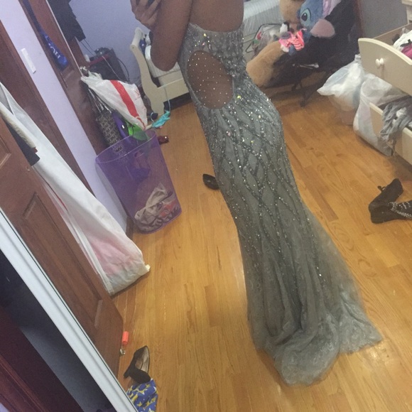 Prom dress - Picture 3 of 3