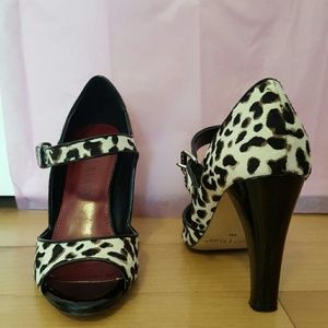 White house Black market Heels