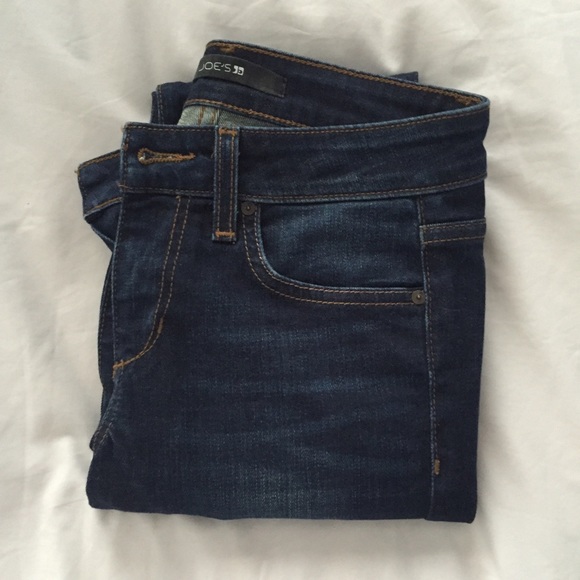 SOLD EBAY - Joe's Skinny High Rise Dark Wash Jeans