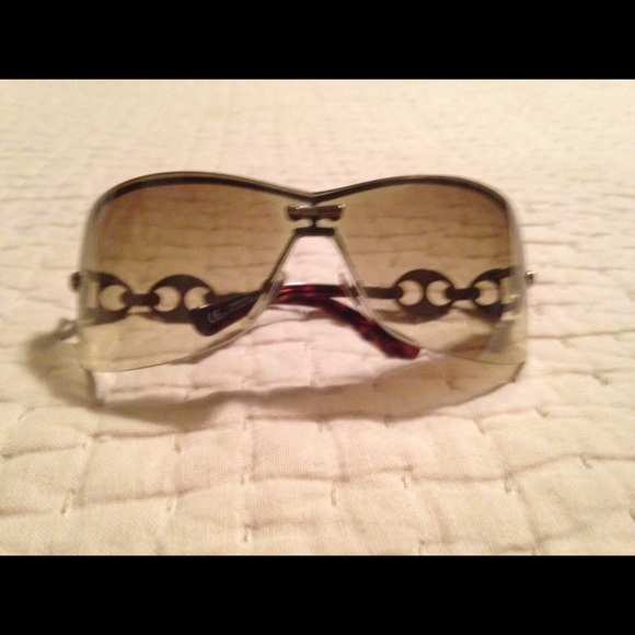 Gucci Sunglasses main image 3