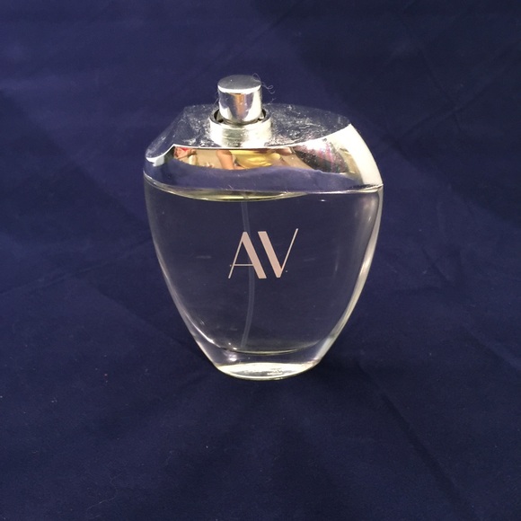 Adrienne Vittadini Perfume