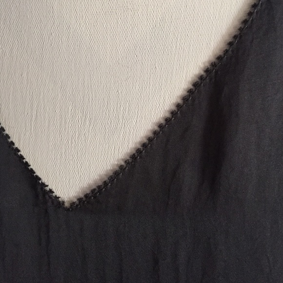 Steele blue crinkle satin hi/lo top - Picture 3 of 4