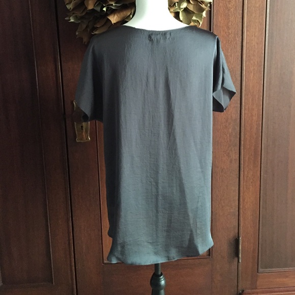 Steele blue crinkle satin hi/lo top - Picture 4 of 4