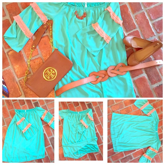 Adorable teal shift dress with mango accents